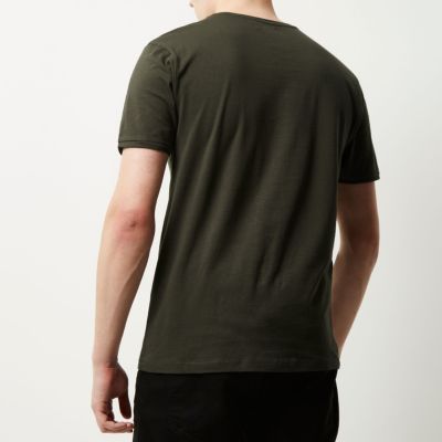 Dark green textured chest pocket t-shirt